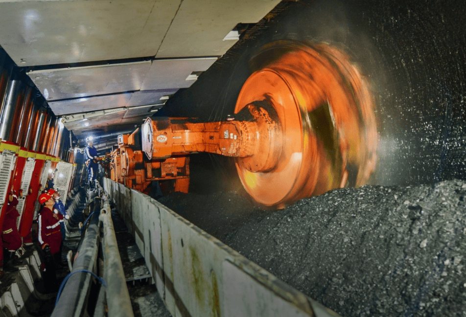 作业面施工与设备布置