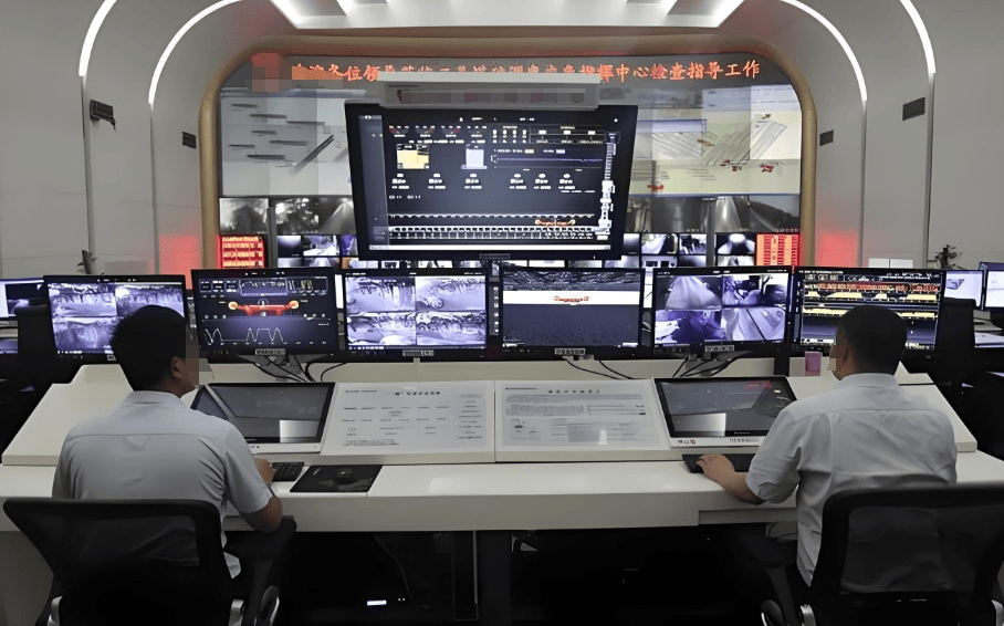 钻孔与孔位布置示意