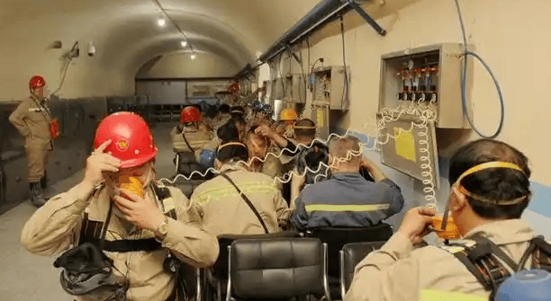 避难硐室内部验收现场